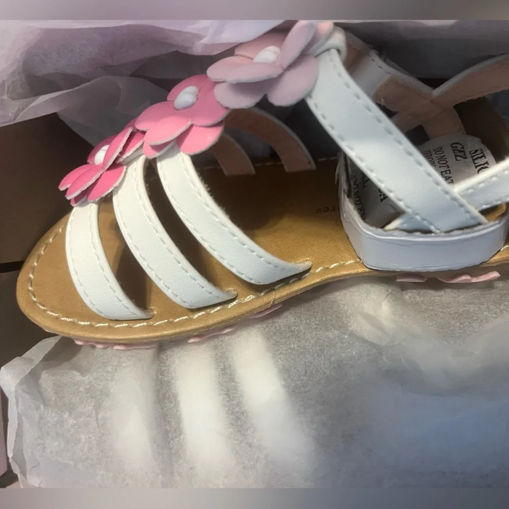 NWT Cupcakes and Cashmere Baby Girl Pink Floral Sandals